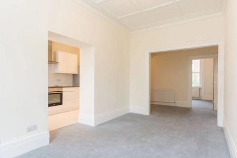 4 bedroom flat to rent, 12 Finchley Road, St John Wood, London, NW8