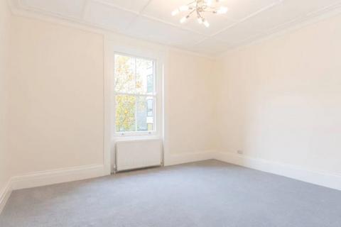 4 bedroom flat to rent, 12 Finchley Road, St John Wood, London, NW8