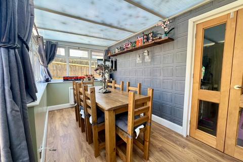 3 bedroom end of terrace house for sale, Haygarth Close, Cirencester, Gloucestershire, GL7