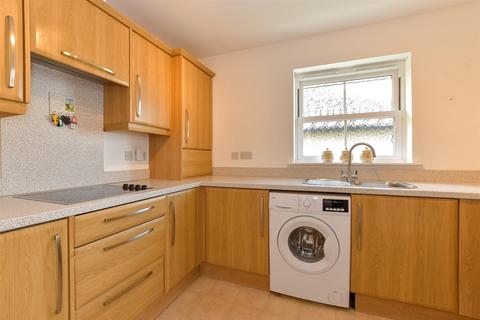 2 bedroom flat for sale, Hornchurch Road, Hornchurch, Essex