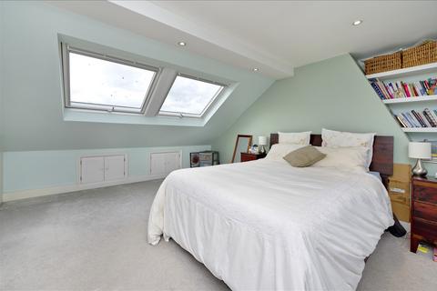 4 bedroom house for sale, Chiswick W4 W4