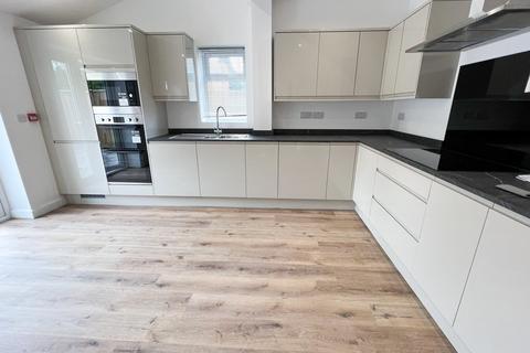 6 bedroom end of terrace house to rent, Filton, Bristol BS34