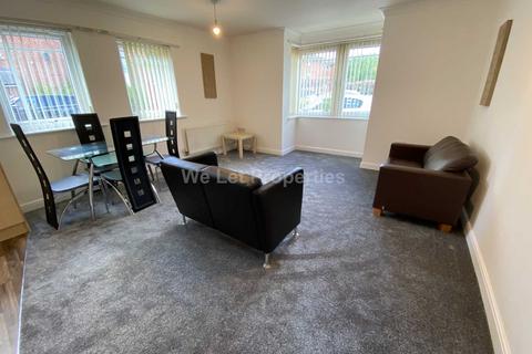 2 bedroom apartment to rent, Drayton Street, Manchester M15