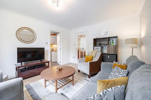 2 bedroom flat for sale, Haymarket Crescent, Livingston EH54