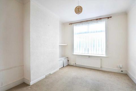 50 Lancaster Road, Kettering, NN16 8PB