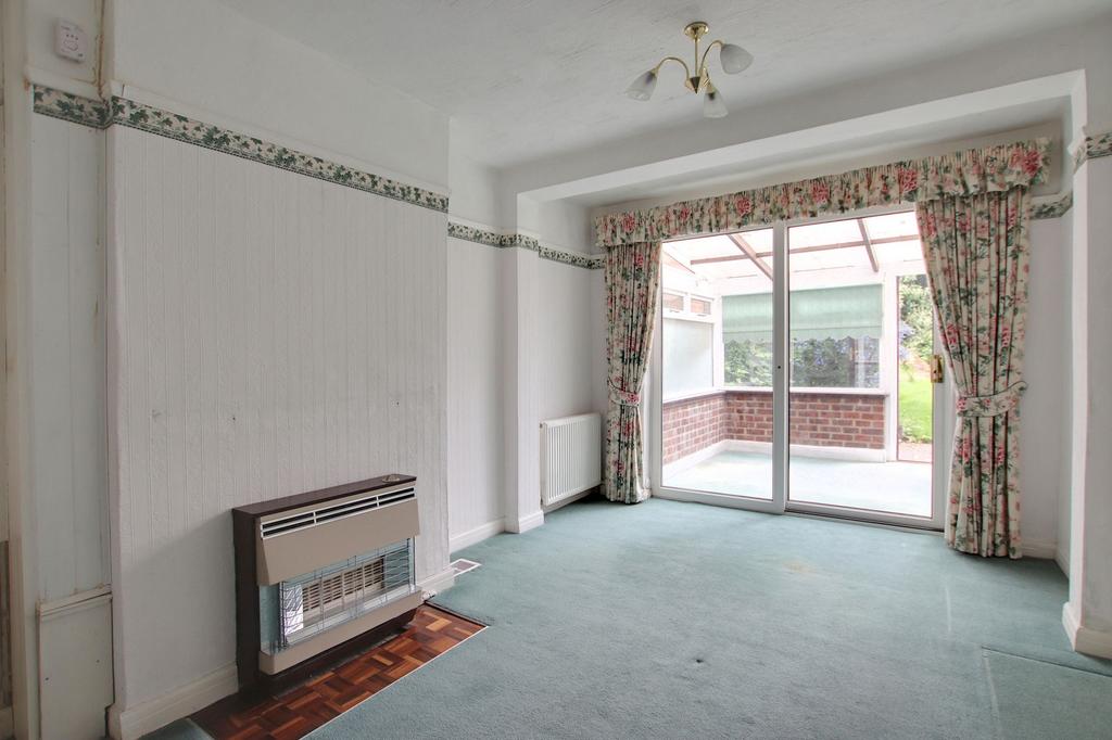 Lime Tree Walk, West Wickham 3 bed semidetached house for sale £625,000