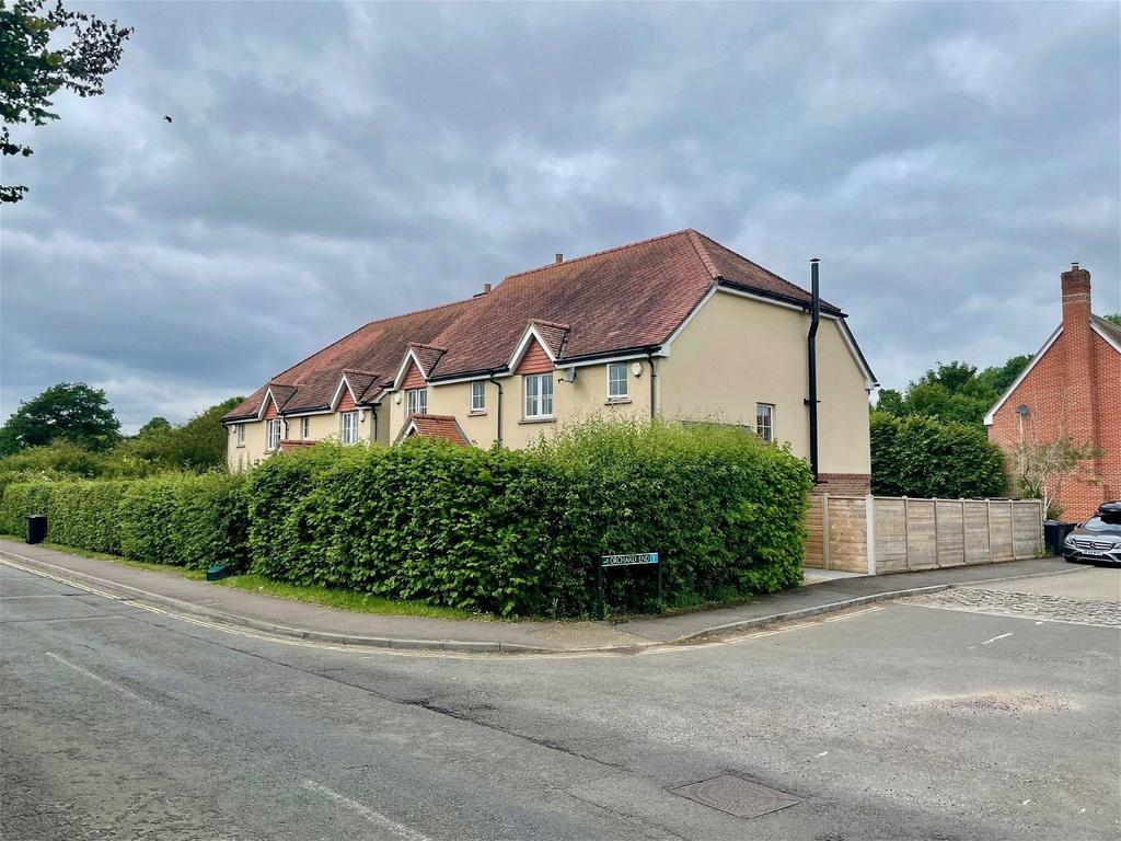 Oxford Road, Chieveley RG20 3 bed semidetached house £1,500 pcm (£