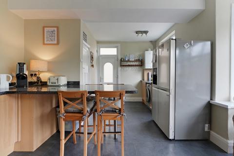 335 Warminster Road, Sheffield, S8 8PS
