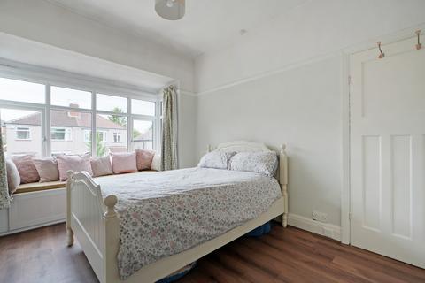 335 Warminster Road, Sheffield, S8 8PS