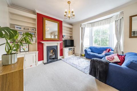 2 bedroom flat for sale, Harbut Road, Battersea