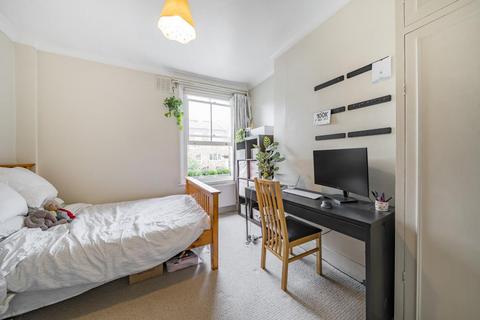 2 bedroom flat for sale, Harbut Road, Battersea