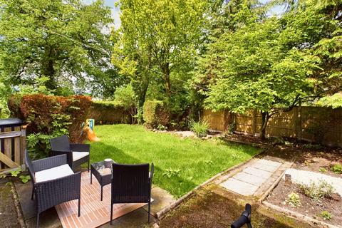 4 bedroom terraced house for sale, 51 Limethwaite Road, Windermere