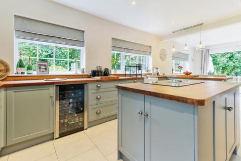 5 bedroom detached house for sale, Weir Road, Shrewsbury SY5