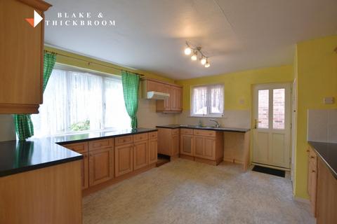 2 bedroom detached bungalow for sale, Brentwood Road, Holland-on-Sea