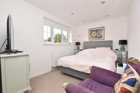 3 bedroom detached house for sale, Cambridge Close, Morley, Leeds, West Yorkshire