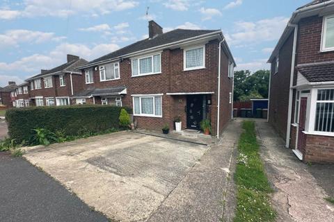 4 bedroom semi-detached house for sale, Rossfold Road, Luton LU3