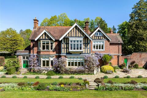 8 bedroom detached house for sale, Moons Hill, Frensham, Farnham, Surrey, GU10