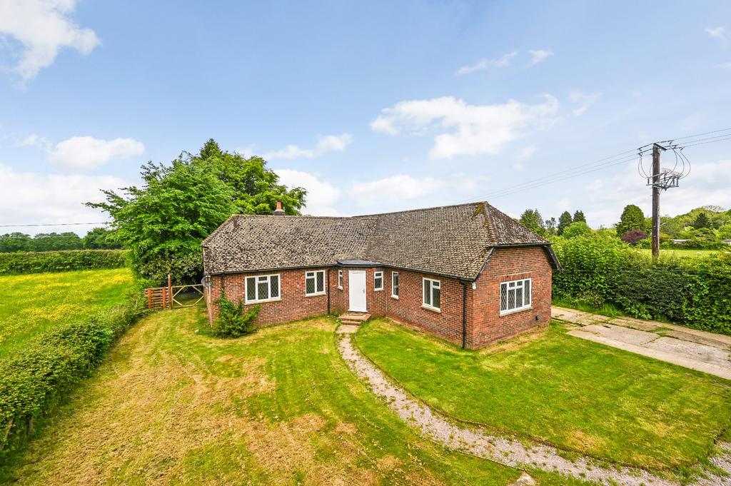 Green Lane, Challock, Ashford, Kent... 3 bed bungalow for sale £495,000