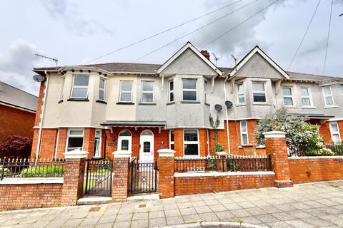 2 bedroom terraced house for sale, Central Avenue, Oakdale, NP12