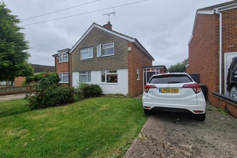 2 bedroom semi-detached house to rent, Watermead Road, Luton, Bedfordshire