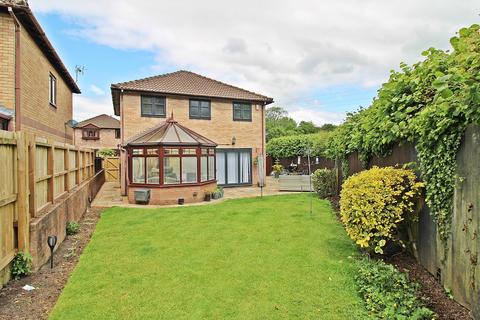 4 bedroom detached house for sale, Groesfaen, Pontyclun CF72