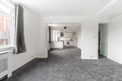4 bedroom flat to rent, Maida Vale, Maida Vale, London, W9
