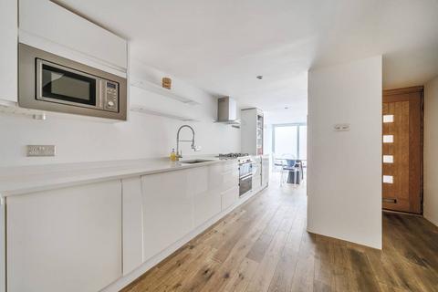 3 bedroom mews for sale, Ruston Mews, Notting Hill, London, W11