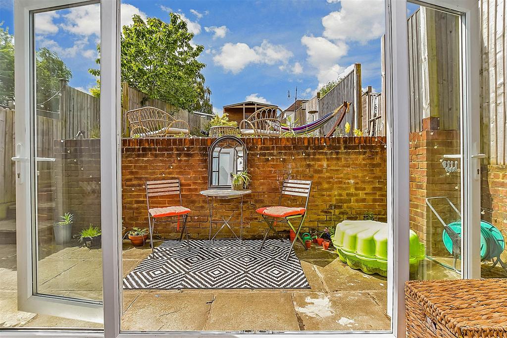 External Lifestyle Photograph