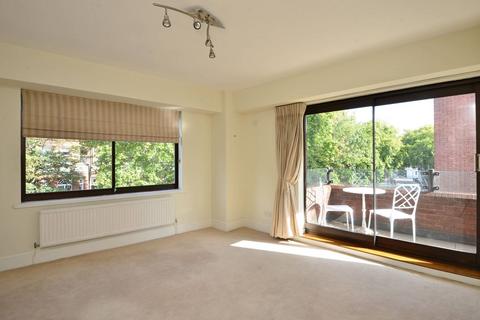 1 bedroom flat to rent, Roland Gardens, South Kensington, London, SW7