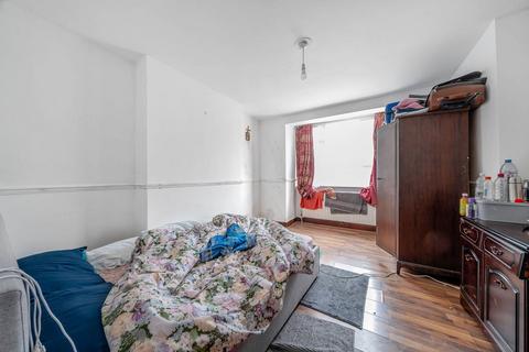 18 Dorset Road, Mitcham, CR4 3ES