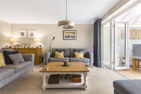 16 Fairfax Close, Thame, OX9 3XE