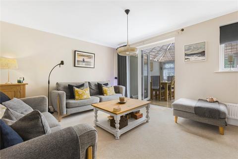 16 Fairfax Close, Thame, OX9 3XE