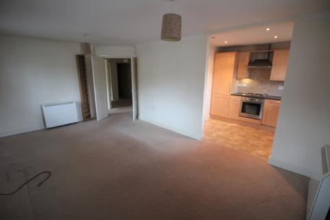 2 bedroom flat to rent, Lauren Close, Oldham, OL4