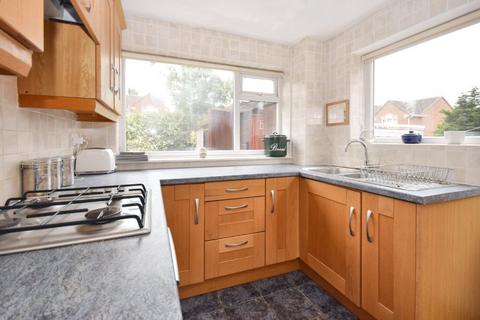 3 bedroom semi-detached house for sale, Newton Close, Wakefield