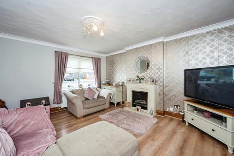 3 bedroom semi-detached house for sale, Bratton Close, Wigan, WN3