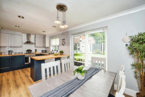 12 Bratton Close, Wigan, WN3 6LT