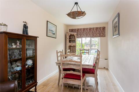 16 Chiltern Road, Marlow, SL7 2PP