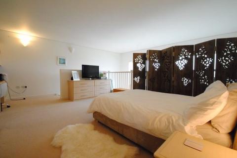 2 bedroom apartment to rent, Renaissance Walk, Greenwich, London, SE10