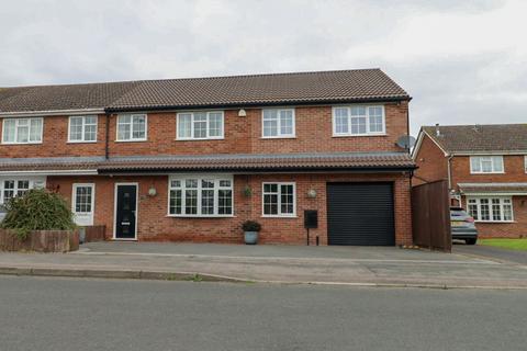4 bedroom semi-detached house for sale, Conway Drive, Shepshed, LE12