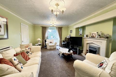 4 bedroom detached house for sale, Worsley, Manchester M28