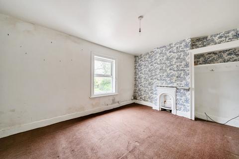 3 bedroom semi-detached house for sale, Gloucester, Gloucestershire GL1