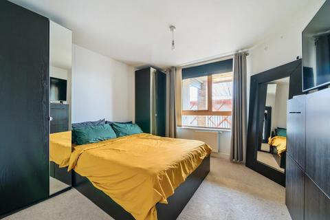 1 bedroom apartment to rent, Packenham House,  Lockton Street,  W10