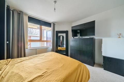 1 bedroom apartment to rent, Packenham House,  Lockton Street,  W10