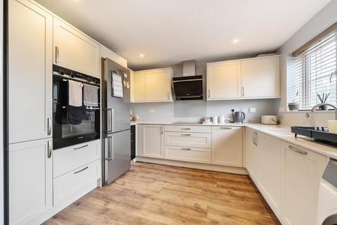 3 bedroom end of terrace house for sale, Thatcham,  Berkshire,  RG19