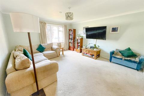 6 Forest Edge Road, Wareham, BH20 7BX