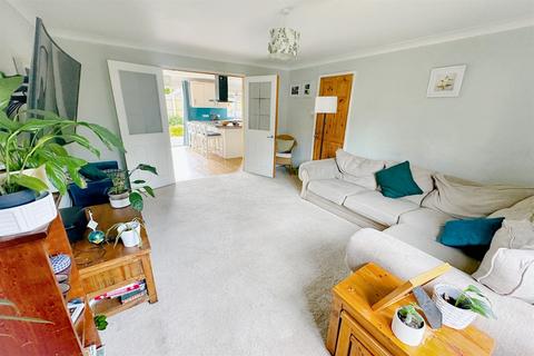 6 Forest Edge Road, Wareham, BH20 7BX