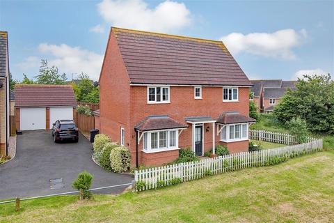 4 bedroom detached house for sale, Livingstone Road, Corby NN18