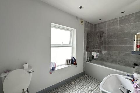undefined, Adderbury Grove, Hull HU5