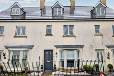 3 bedroom terraced house for sale, Lle Crymlyn, Llandarcy, Neath. SA10 6FZ