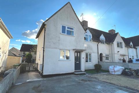 4 bedroom semi-detached house to rent, Springfield Road, Cirencester, Gloucestershire, GL7